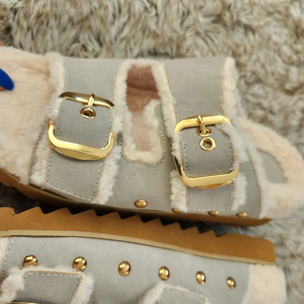 Azalea Wang Tresor Sandals In‎ Gray With Gold Hardware New In Box